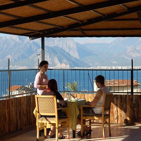 Hotel Twenty Antalya Mensen foto