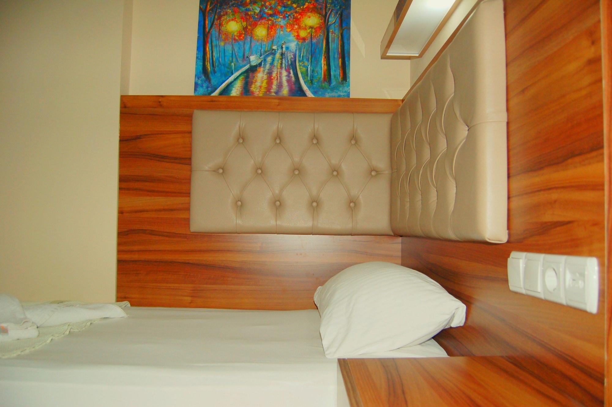 Hotel Twenty Antalya Buitenkant foto
