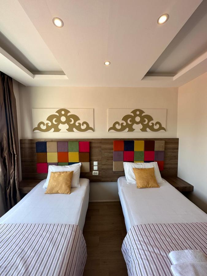 Hotel Twenty Antalya Buitenkant foto