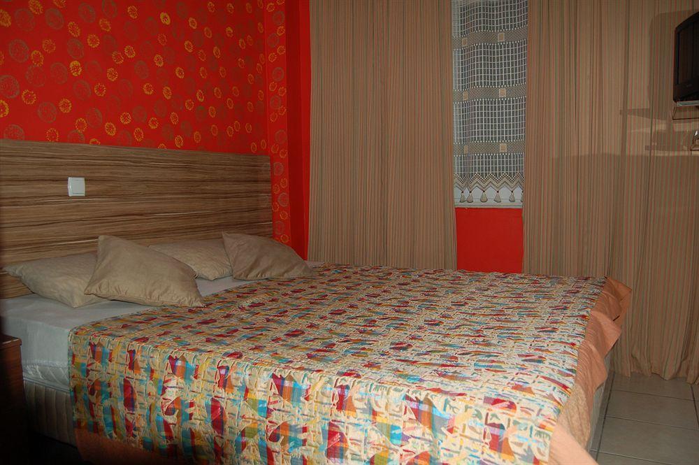 Hotel Twenty Antalya Buitenkant foto
