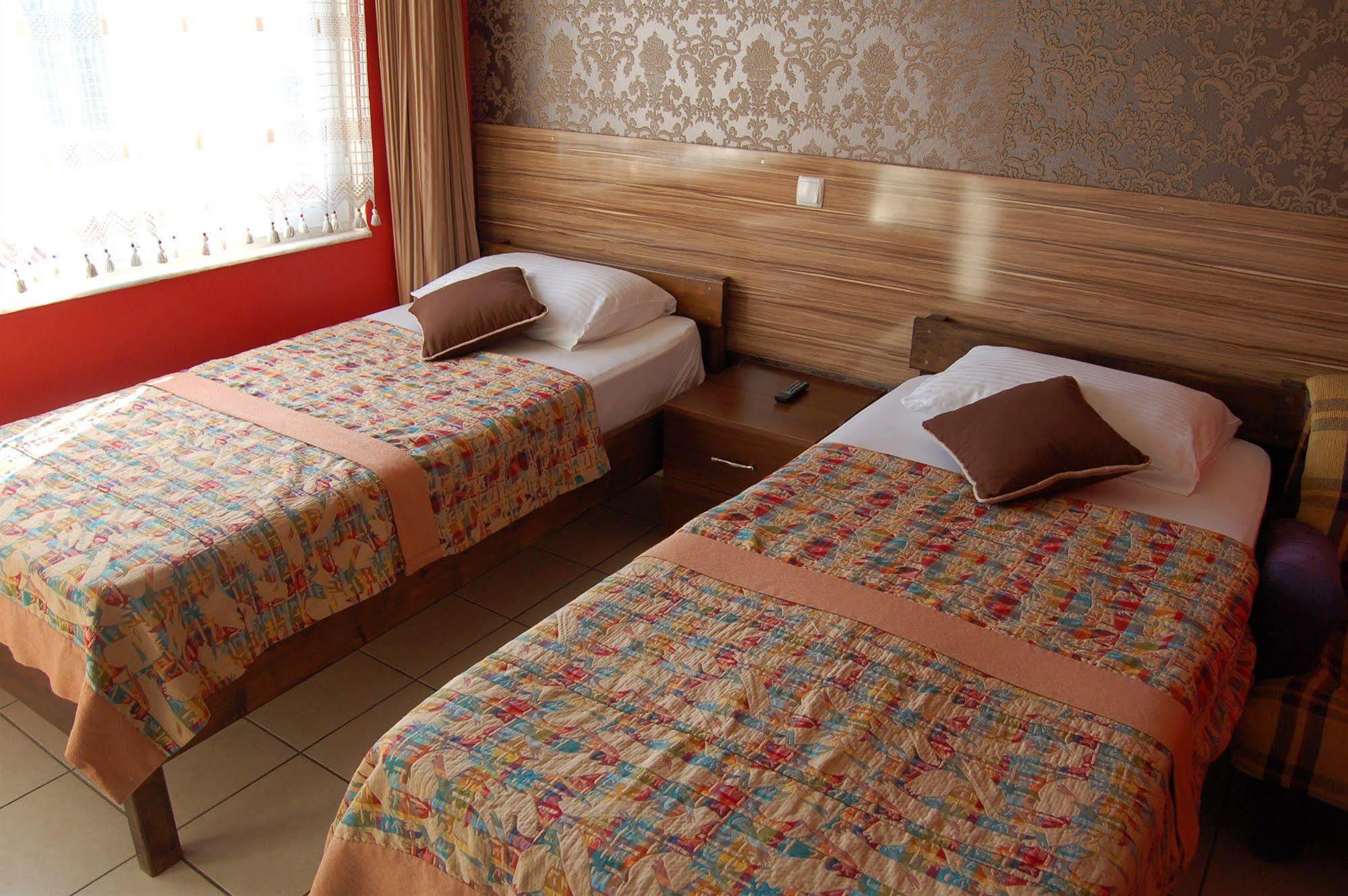 Hotel Twenty Antalya Buitenkant foto